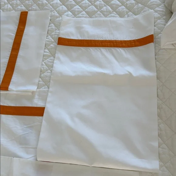 Matouk - Picture 3 of 3